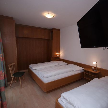 Garni Hofer Aparthotel Sexten Exterior foto