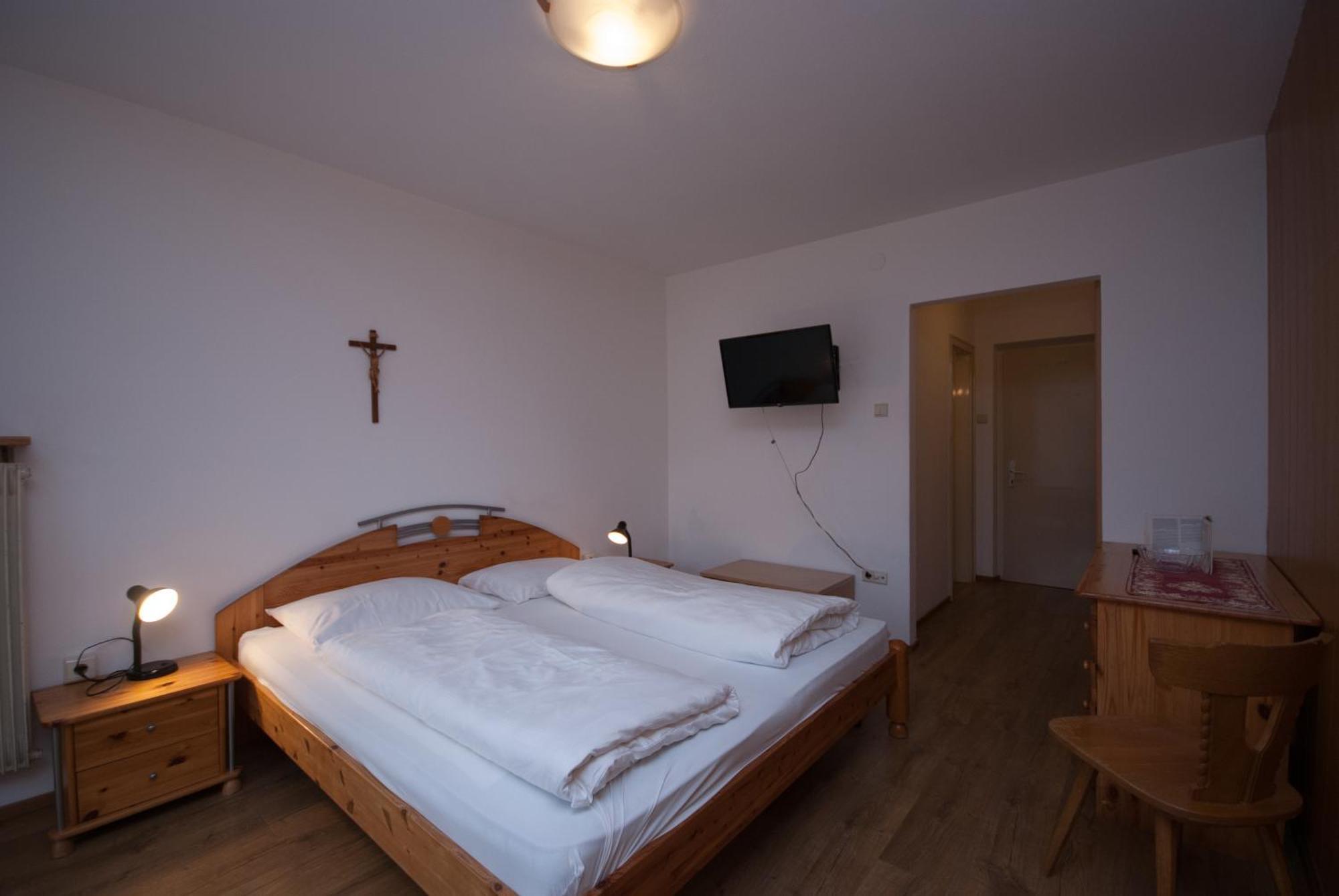 Garni Hofer Aparthotel Sexten Exterior foto