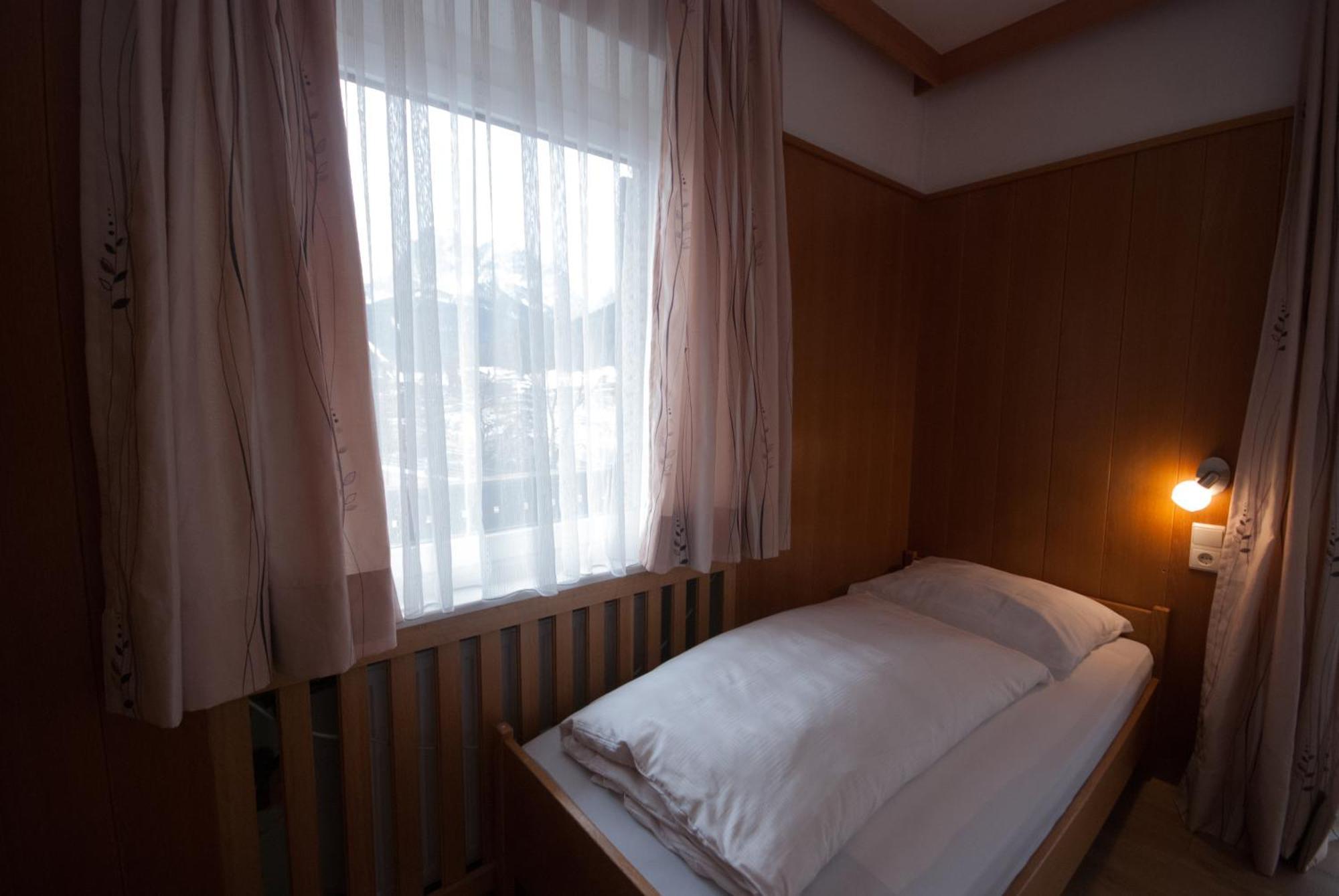Garni Hofer Aparthotel Sexten Exterior foto