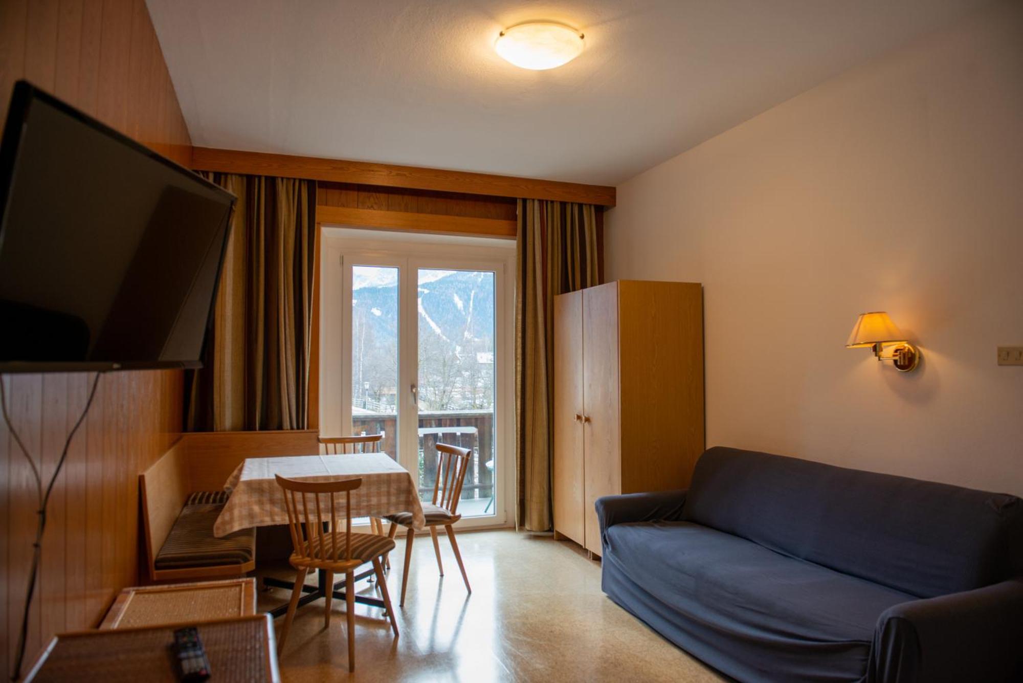 Garni Hofer Aparthotel Sexten Exterior foto