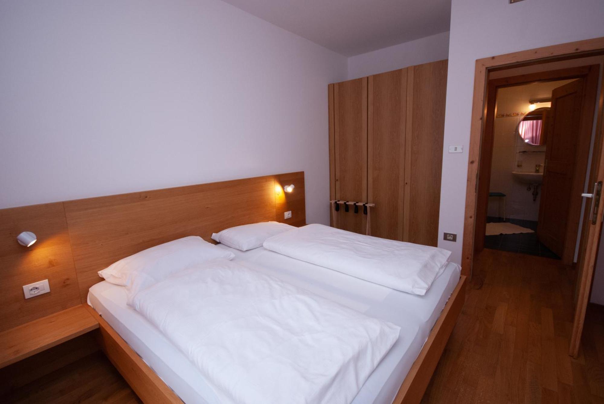 Garni Hofer Aparthotel Sexten Exterior foto